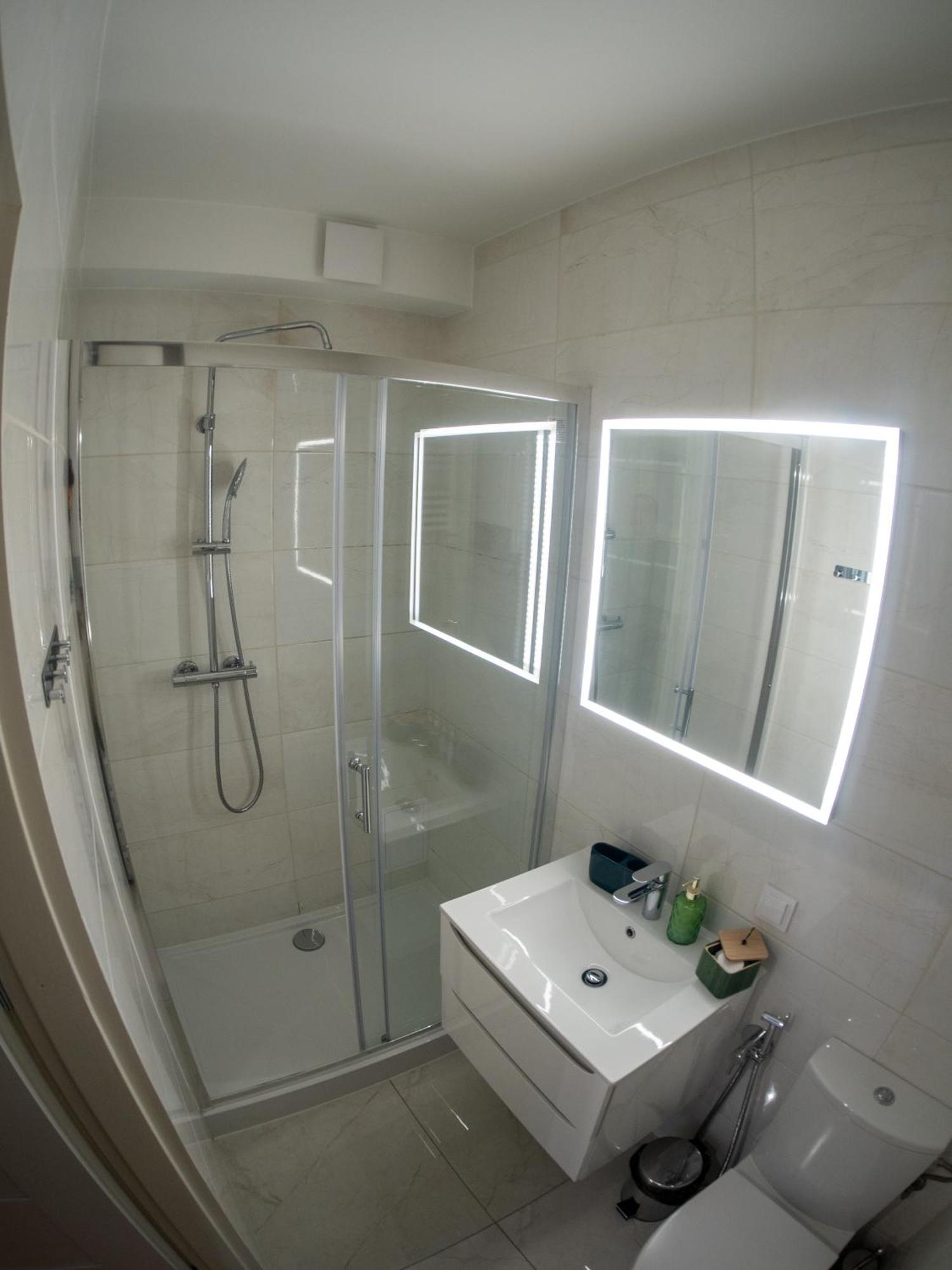 Apartament Classic Comfort Aleja Nmp 8 - Free Parking Ζεστοκόβα Εξωτερικό φωτογραφία